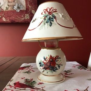 Lenox WinterGreetings Tea Light Lamp w/ Shade